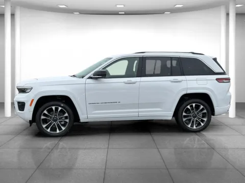 More photos of 2023 Jeep Grand Cherokee Overland at Eastgate Chrysler Jeep Dodge Ram, IN