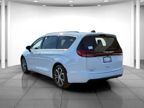 More photos of 2026 Chrysler Pacifica Pinnacle at Eastgate Chrysler Jeep Dodge Ram, IN
