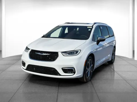 Another view of 2026 Chrysler Pacifica Pinnacle for sale in Indianapolis, IN at Eastgate Chrysler Jeep Dodge Ram