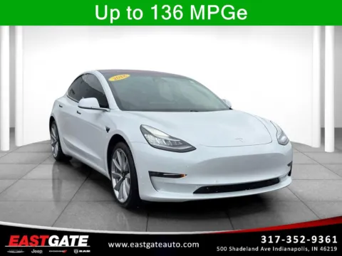 White 2018 Tesla Model 3 Long Range Battery for sale in Indianapolis, IN
