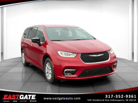 Red 2026 Chrysler Pacifica Select for sale in Indianapolis, IN