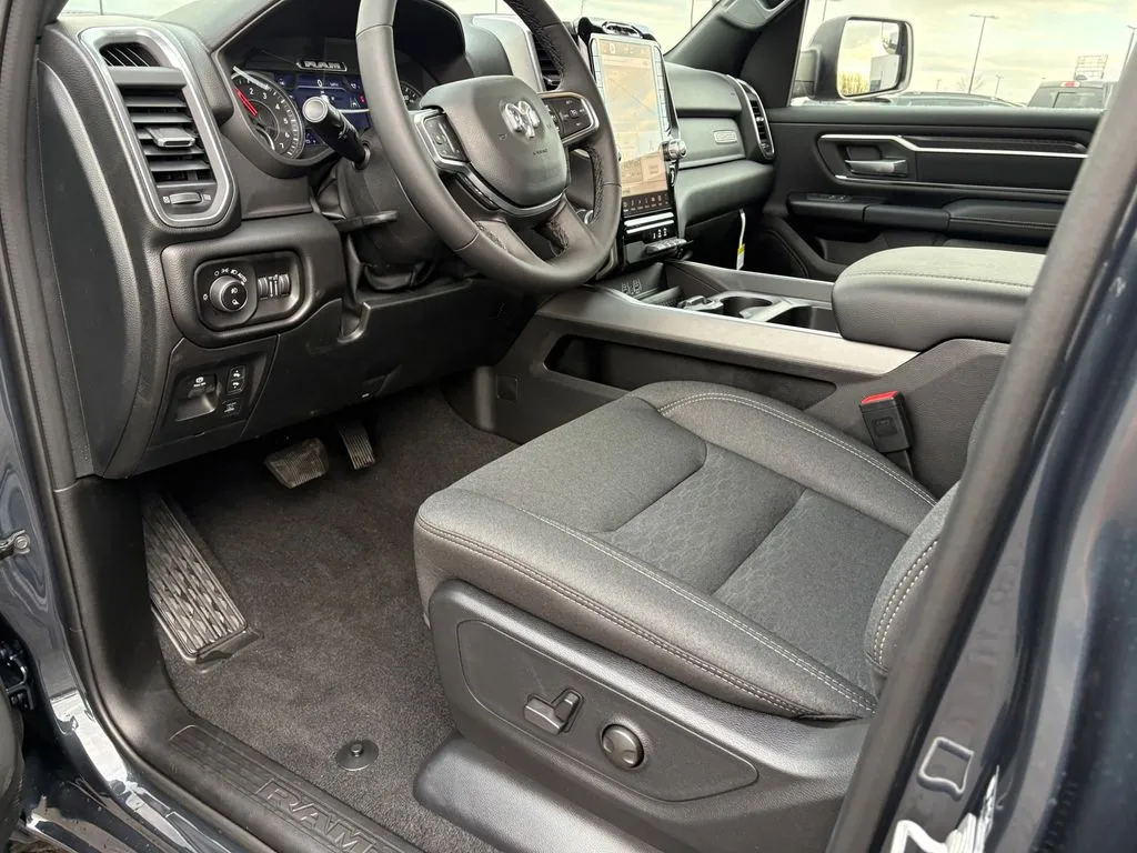 2026 RAM 1500 Big Horn/Lone Star - Photo 15
