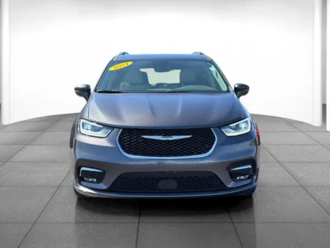 Photos of 2021 Chrysler Pacifica Touring L for sale in Indianapolis, IN at Eastgate Chrysler Jeep Dodge Ram