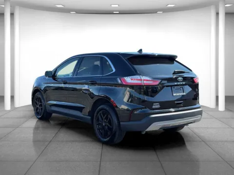 More photos of 2022 Ford Edge SEL at Eastgate Chrysler Jeep Dodge Ram, IN