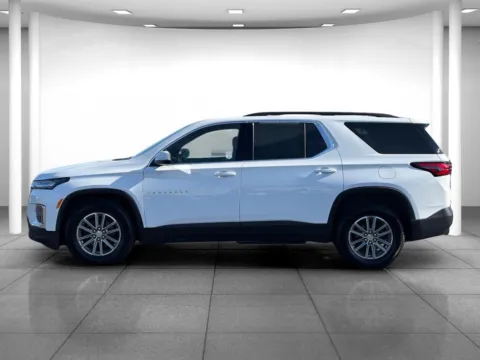 More photos of 2023 Chevrolet Traverse LT Cloth at Eastgate Chrysler Jeep Dodge Ram, IN
