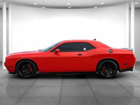 More photos of 2016 Dodge Challenger R/T Plus Shaker at Eastgate Chrysler Jeep Dodge Ram, IN