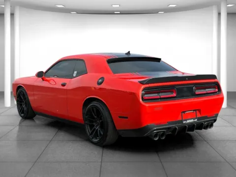More photos of 2016 Dodge Challenger R/T Plus Shaker at Eastgate Chrysler Jeep Dodge Ram, IN