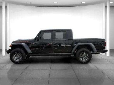 More photos of 2025 Jeep Gladiator Mojave at Eastgate Chrysler Jeep Dodge Ram, IN