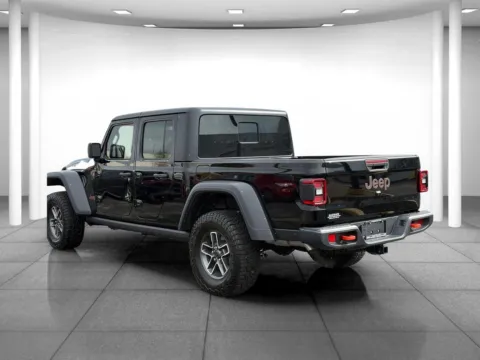 More photos of 2025 Jeep Gladiator Mojave at Eastgate Chrysler Jeep Dodge Ram, IN