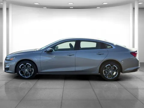 More photos of 2024 Chevrolet Malibu LT at Eastgate Chrysler Jeep Dodge Ram, IN