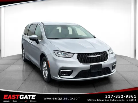 Silver 2023 Chrysler Pacifica Touring L for sale in Indianapolis, IN