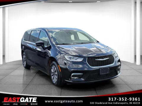 Black 2023 Chrysler Pacifica Hybrid Touring L for sale in Indianapolis, IN