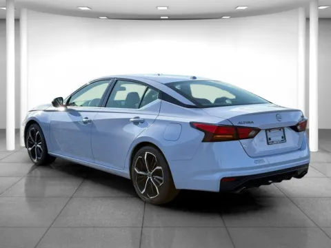 More photos of 2024 Nissan Altima 2.5 SR at Eastgate Chrysler Jeep Dodge Ram, IN