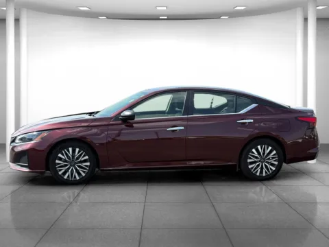 More photos of 2024 Nissan Altima 2.5 SV at Eastgate Chrysler Jeep Dodge Ram, IN