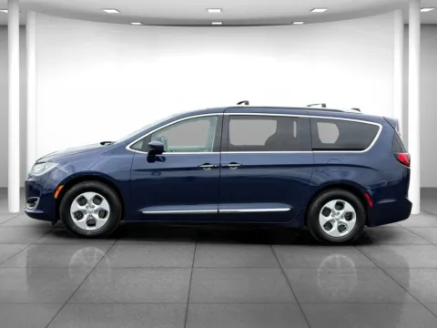 More photos of 2017 Chrysler Pacifica Touring L Plus at Eastgate Chrysler Jeep Dodge Ram, IN