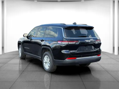 More photos of 2022 Jeep Grand Cherokee L Laredo at Eastgate Chrysler Jeep Dodge Ram, IN