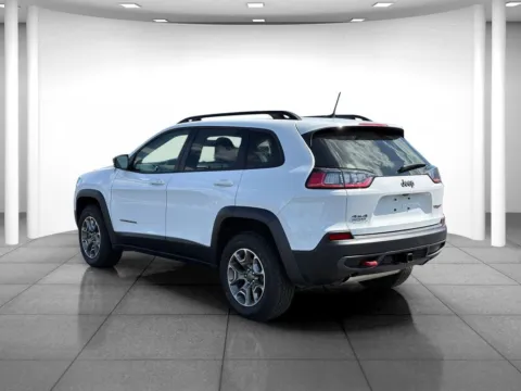 More photos of 2022 Jeep Cherokee Trailhawk at Eastgate Chrysler Jeep Dodge Ram, IN