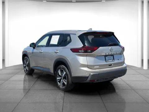 More photos of 2024 Nissan Rogue SL at Eastgate Chrysler Jeep Dodge Ram, IN