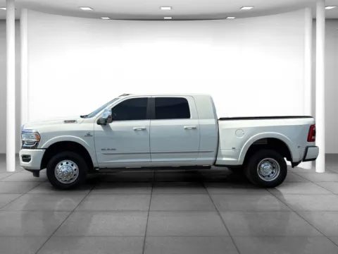 More photos of 2023 Ram 3500 Limited at Eastgate Chrysler Jeep Dodge Ram, IN