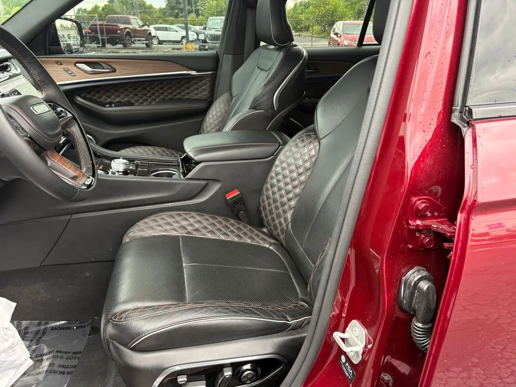 2024 Jeep Grand Cherokee Summit - Photo 14