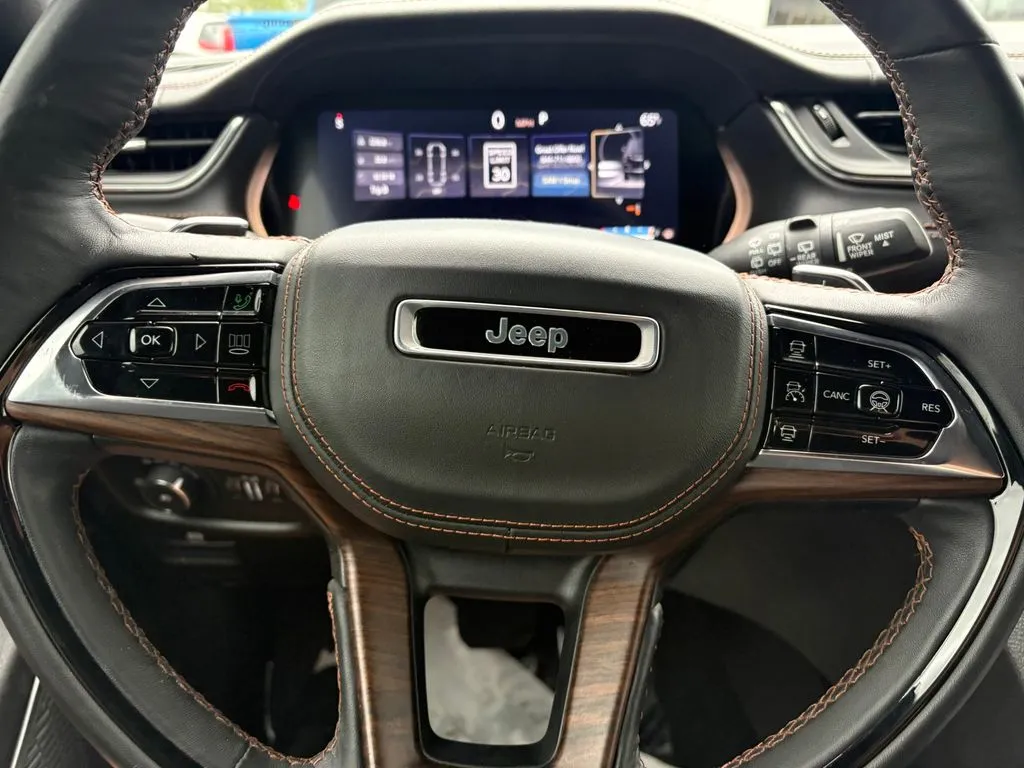 2024 Jeep Grand Cherokee Summit - Photo 18