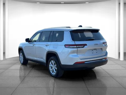 More photos of 2023 Jeep Grand Cherokee L Limited at Eastgate Chrysler Jeep Dodge Ram, IN