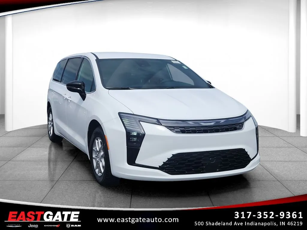 White 2027 Chrysler Pacifica Select for sale in Indianapolis, IN