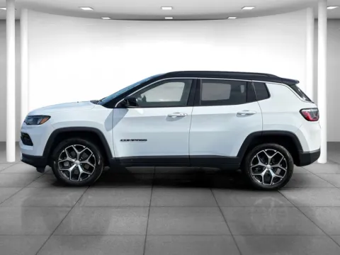 More photos of 2024 Jeep Compass Limited at Eastgate Chrysler Jeep Dodge Ram, IN