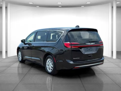 More photos of 2023 Chrysler Pacifica Touring L at Eastgate Chrysler Jeep Dodge Ram, IN