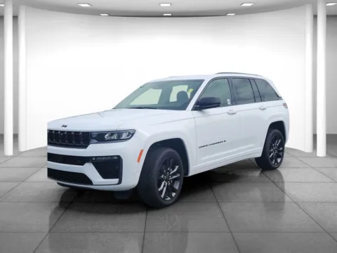Another view of 2026 Jeep Grand Cherokee Limited for sale in Indianapolis, IN at Eastgate Chrysler Jeep Dodge Ram