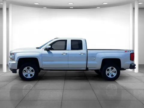 More photos of 2019 Chevrolet Silverado 1500 LD LT at Eastgate Chrysler Jeep Dodge Ram, IN