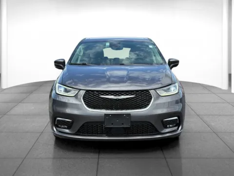 Photos of 2023 Chrysler Pacifica Touring L for sale in Indianapolis, IN at Eastgate Chrysler Jeep Dodge Ram