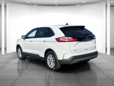 More photos of 2023 Ford Edge SEL at Eastgate Chrysler Jeep Dodge Ram, IN