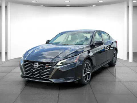 Another view of 2024 Nissan Altima 2.5 SR for sale in Indianapolis, IN at Eastgate Chrysler Jeep Dodge Ram