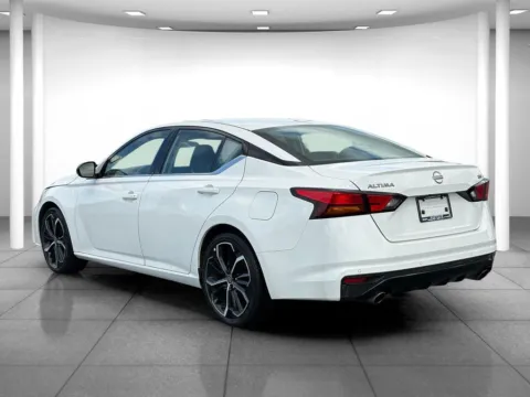 More photos of 2024 Nissan Altima 2.5 SR at Eastgate Chrysler Jeep Dodge Ram, IN