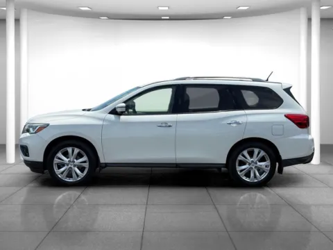 More photos of 2018 Nissan Pathfinder SL at Eastgate Chrysler Jeep Dodge Ram, IN