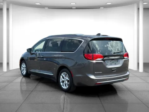 More photos of 2017 Chrysler Pacifica Touring L Plus at Eastgate Chrysler Jeep Dodge Ram, IN