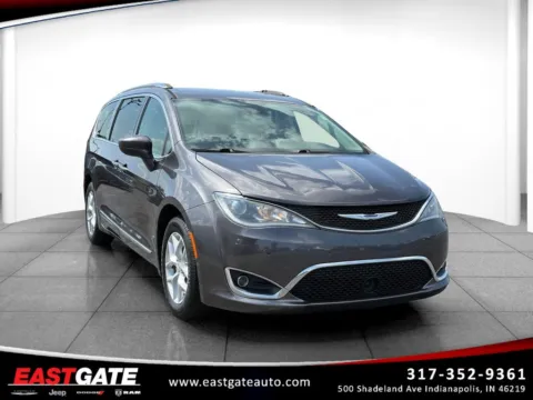 Unknown 2017 Chrysler Pacifica Touring L Plus for sale in Indianapolis, IN