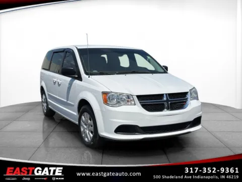 White 2017 Dodge Grand Caravan SE for sale in Indianapolis, IN