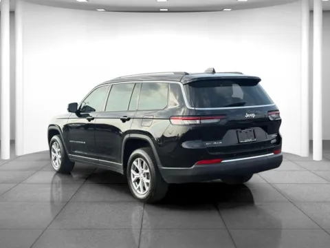 More photos of 2022 Jeep Grand Cherokee L Limited at Eastgate Chrysler Jeep Dodge Ram, IN