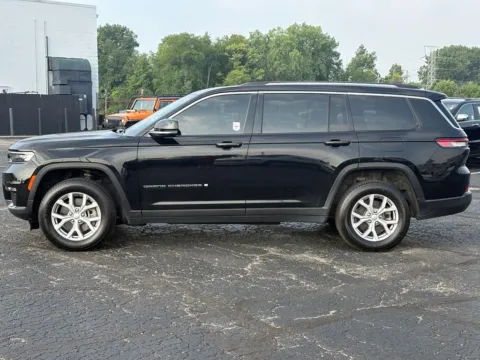 More photos of 2022 Jeep Grand Cherokee L Limited at Eastgate Chrysler Jeep Dodge Ram, IN
