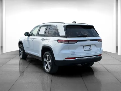 More photos of 2022 Jeep Grand Cherokee 4xe at Eastgate Chrysler Jeep Dodge Ram, IN