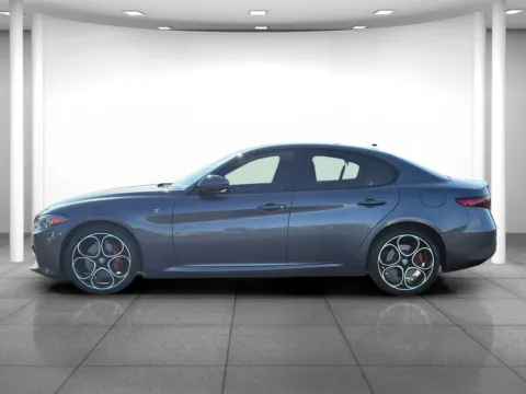 More photos of 2022 Alfa Romeo Giulia Ti at Eastgate Chrysler Jeep Dodge Ram, IN