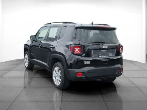More photos of 2023 Jeep Renegade Latitude at Eastgate Chrysler Jeep Dodge Ram, IN