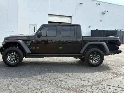 More photos of 2026 Jeep Gladiator Mojave at Eastgate Chrysler Jeep Dodge Ram, IN