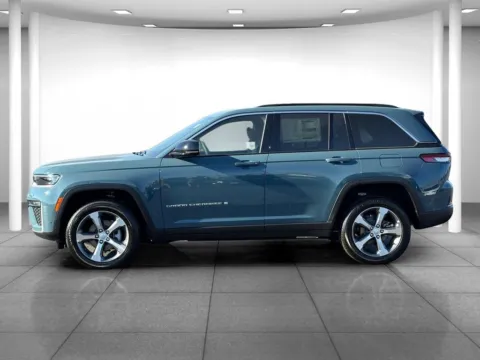 More photos of 2026 Jeep Grand Cherokee Limited at Eastgate Chrysler Jeep Dodge Ram, IN