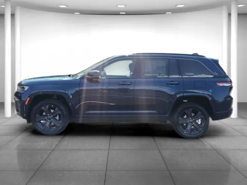 More photos of 2027 Jeep Grand Cherokee Limited Reserve at Eastgate Chrysler Jeep Dodge Ram, IN