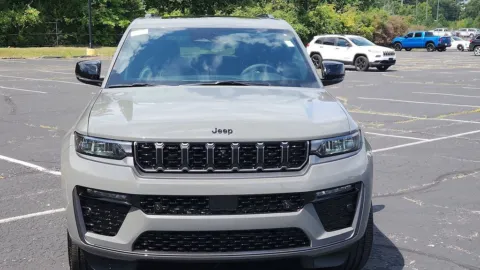 Photos of 2027 Jeep Grand Cherokee Limited Reserve for sale in Indianapolis, IN at Eastgate Chrysler Jeep Dodge Ram