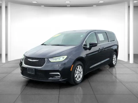 Another view of 2024 Chrysler Pacifica Touring L for sale in Indianapolis, IN at Eastgate Chrysler Jeep Dodge Ram