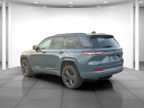 More photos of 2027 Jeep Grand Cherokee Limited Reserve at Eastgate Chrysler Jeep Dodge Ram, IN